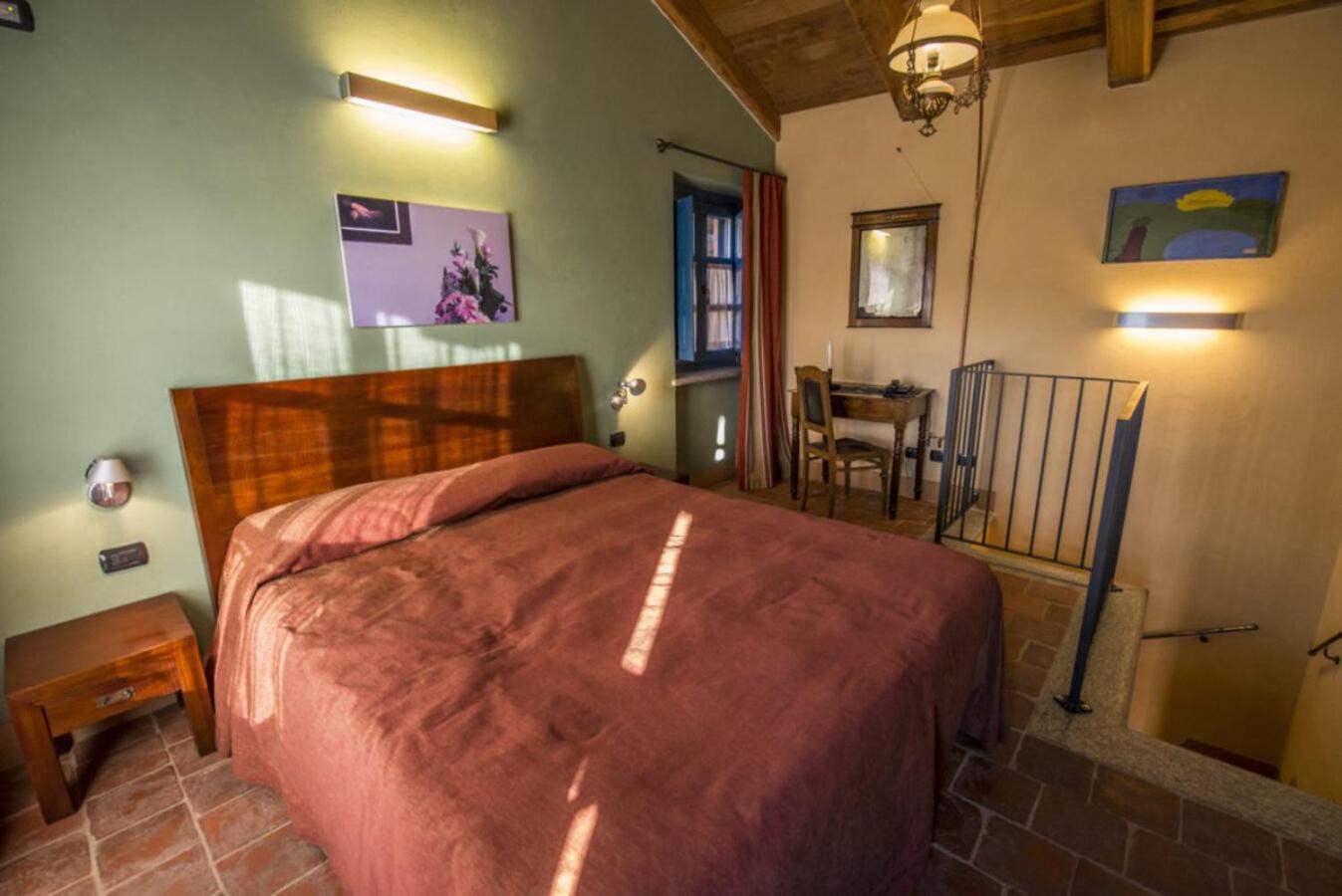 Albergo Ristorante Garibaldi Cisterna d'Asti Exterior photo